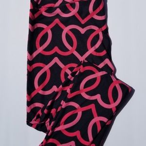 LuLaRoe TC Interlinked Heart Pattern